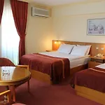 Segmen Hotell