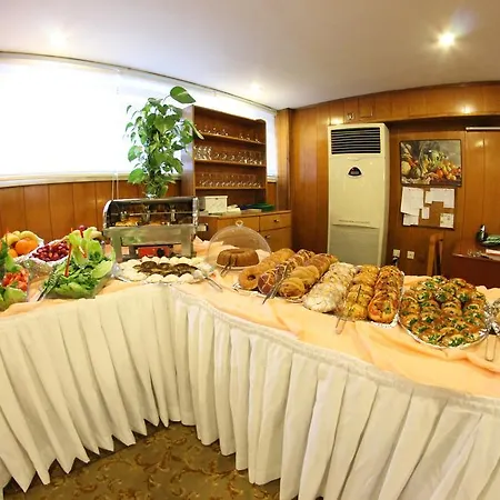 Segmen Otel