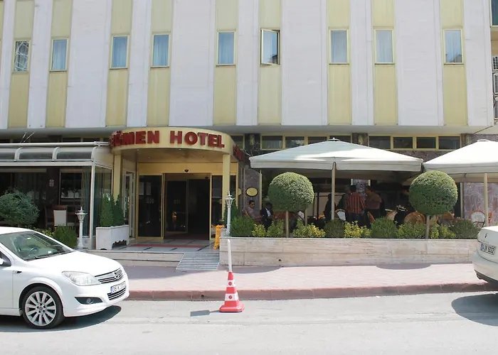 Ξενοδοχείο Segmen 3*