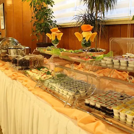Segmen Hotel 3*